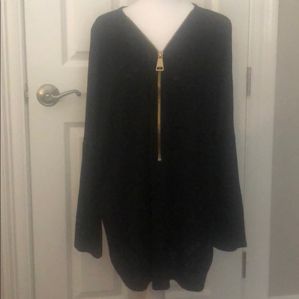 Black Alfani Zipper Sweater
